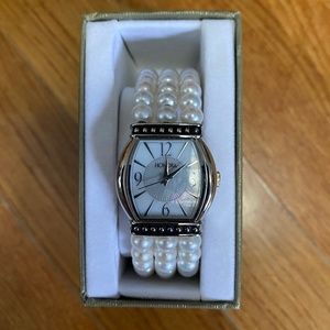 Honora Pearl Watch